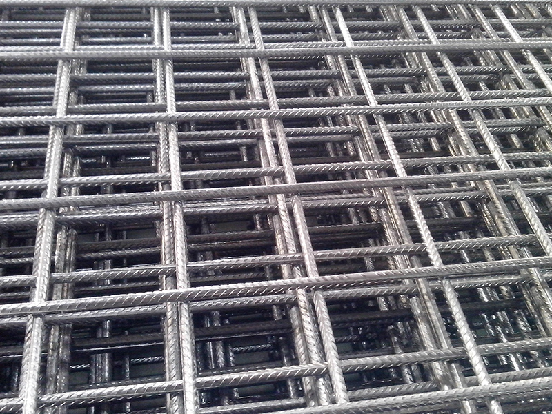 建筑鋼筋網(wǎng)安全措施及施工注意事項(xiàng)